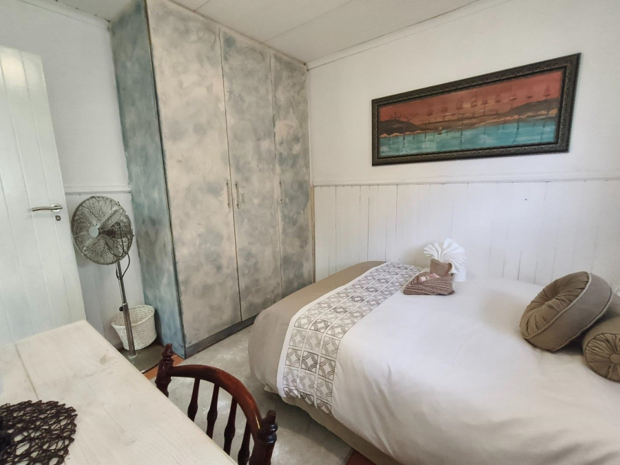 3 Bedroom Property for Sale in Wavecrest Eastern Cape